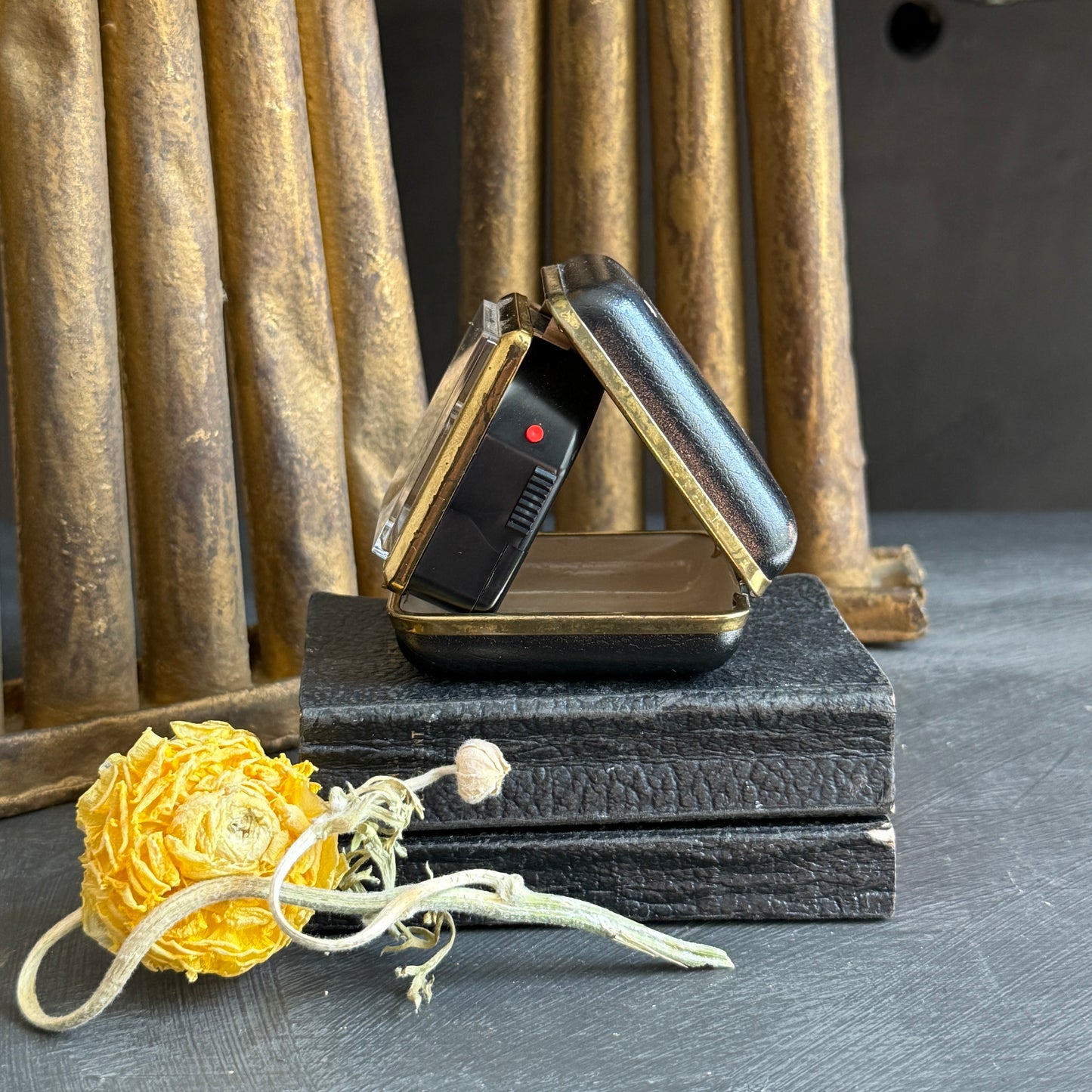 Linden Quartz Travel Clock