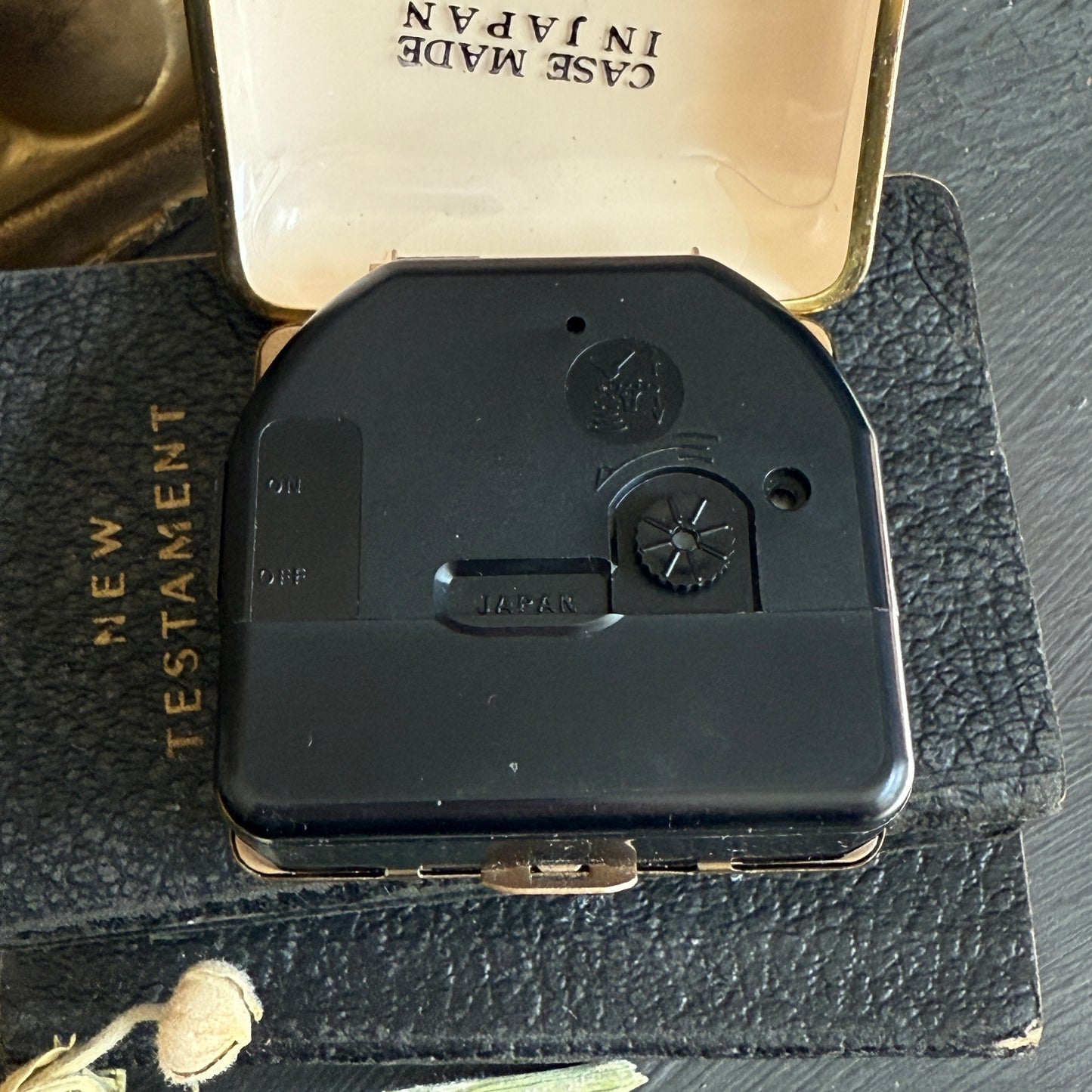 Linden Quartz Travel Clock