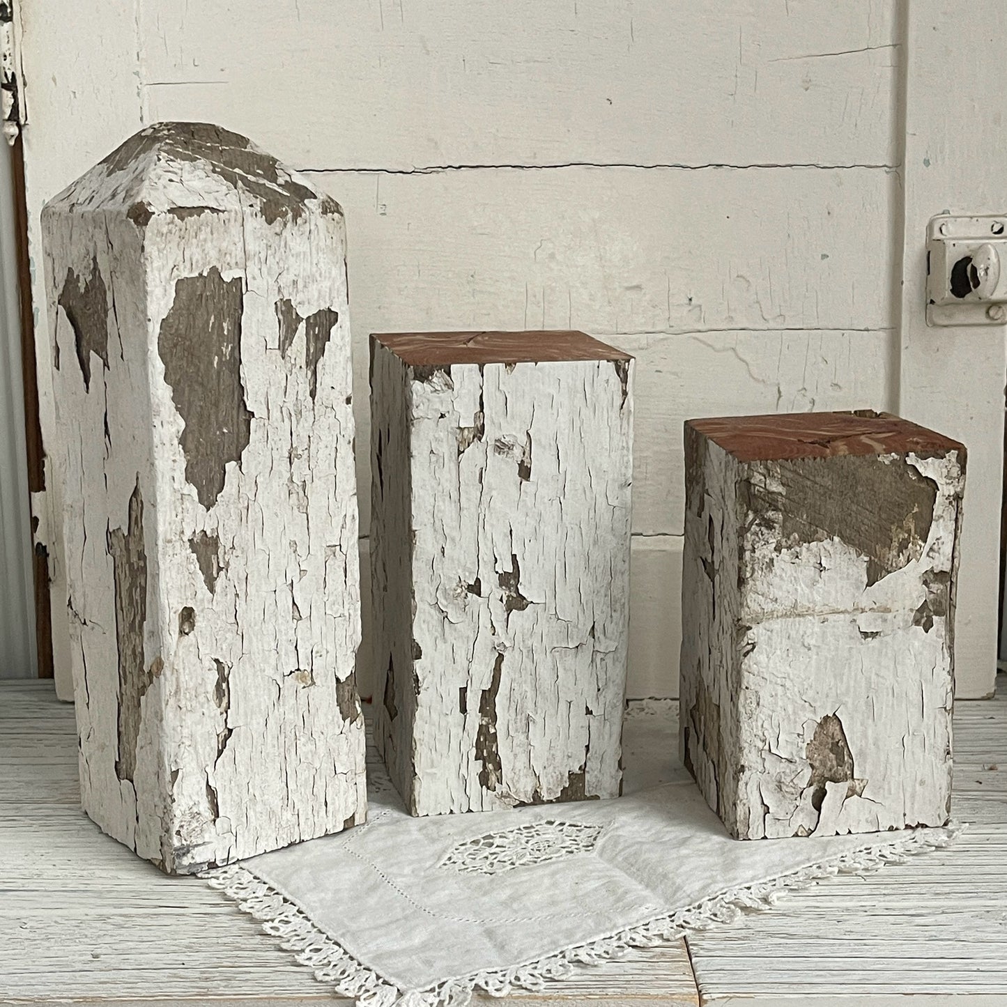 White Chippy Cedar Post Risers - Set of Three