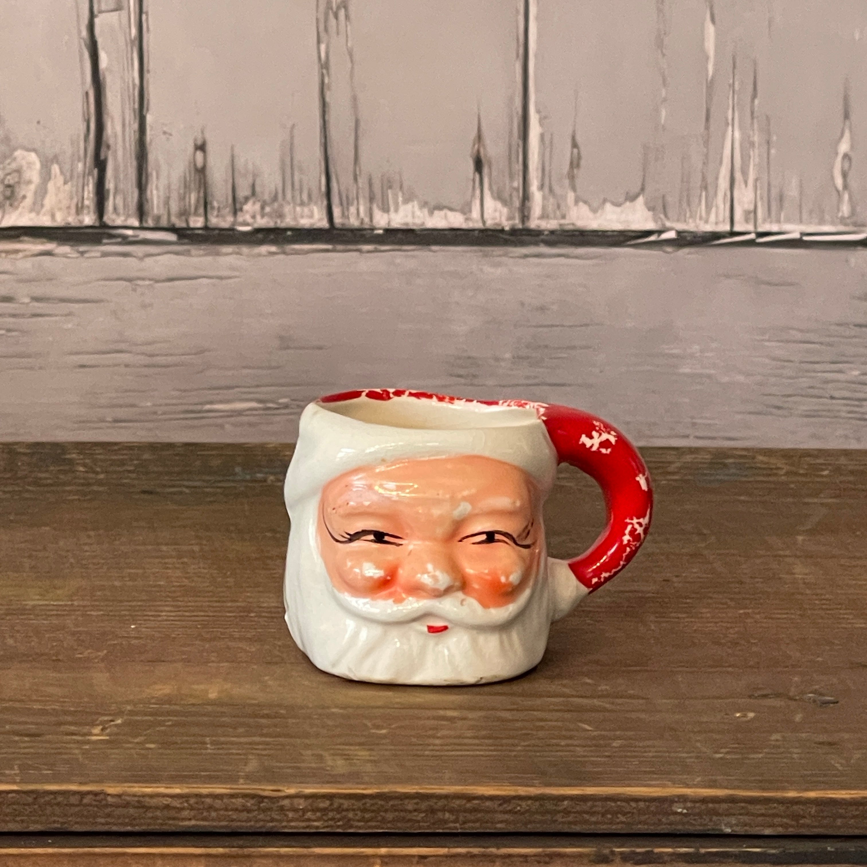 Vintage Santa store mini mugs