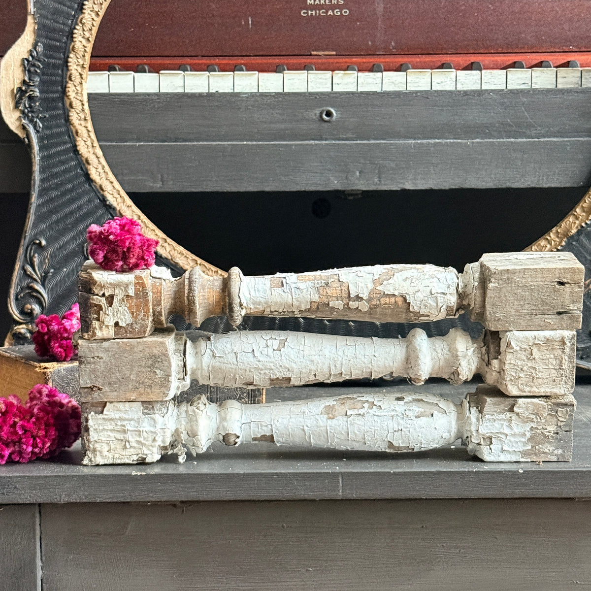 Chippy Porch Post
