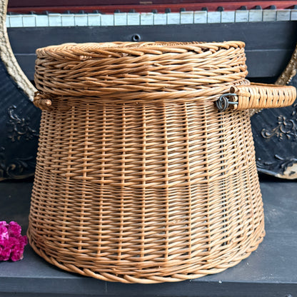 Vintage Lidded Round Wicker Basket