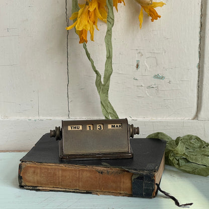 Vintage Perpetual Desk Calendar