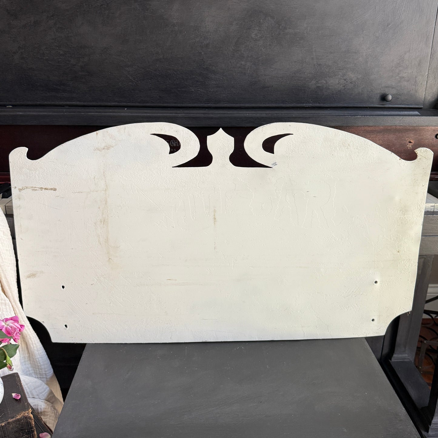 The White Barn Sign