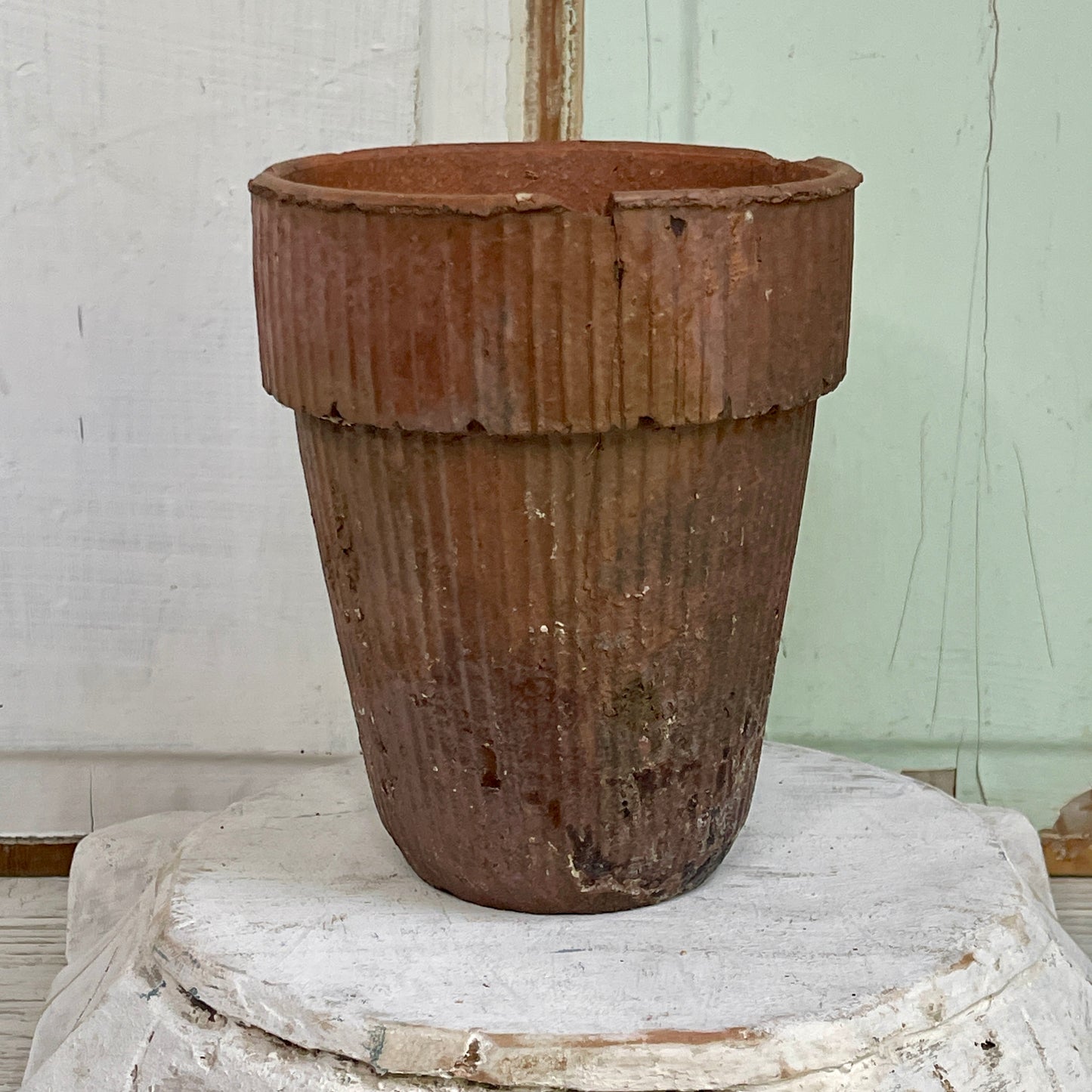 Terracotta Sap Resin Pot