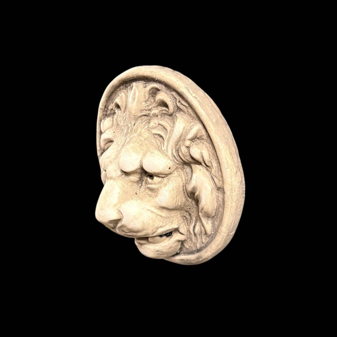 Large Lion Medallion Wall Plaque
