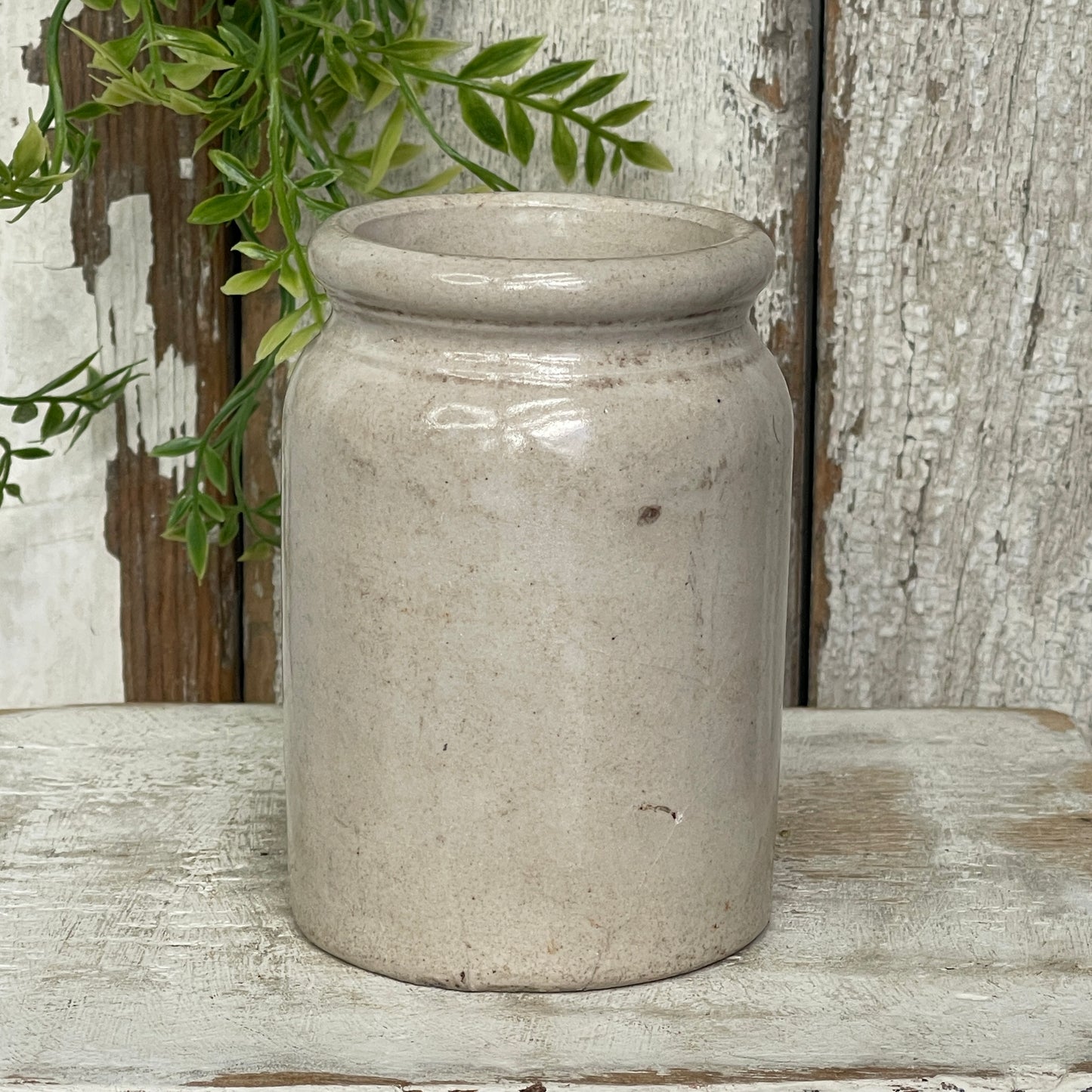 Stoneware Pot -Chocolaterie France