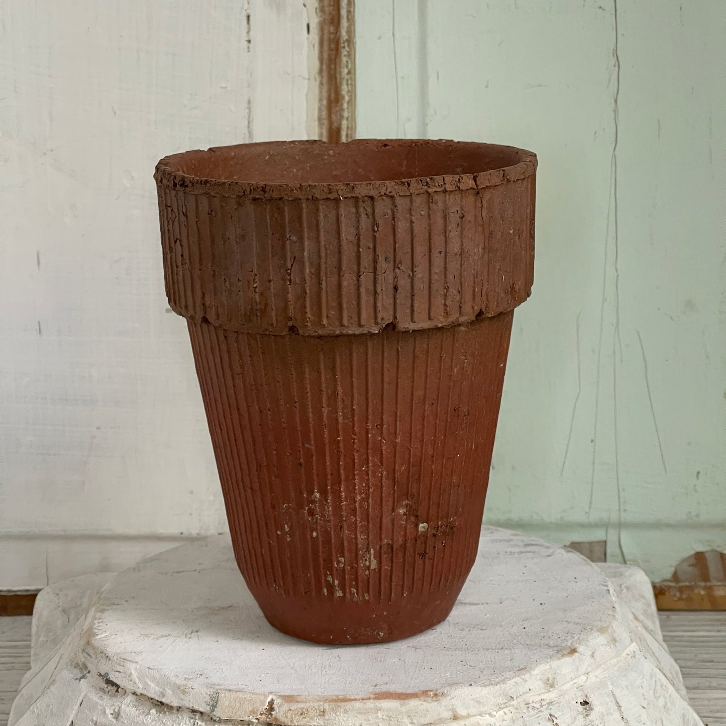 Terracotta Sap Resin Pot