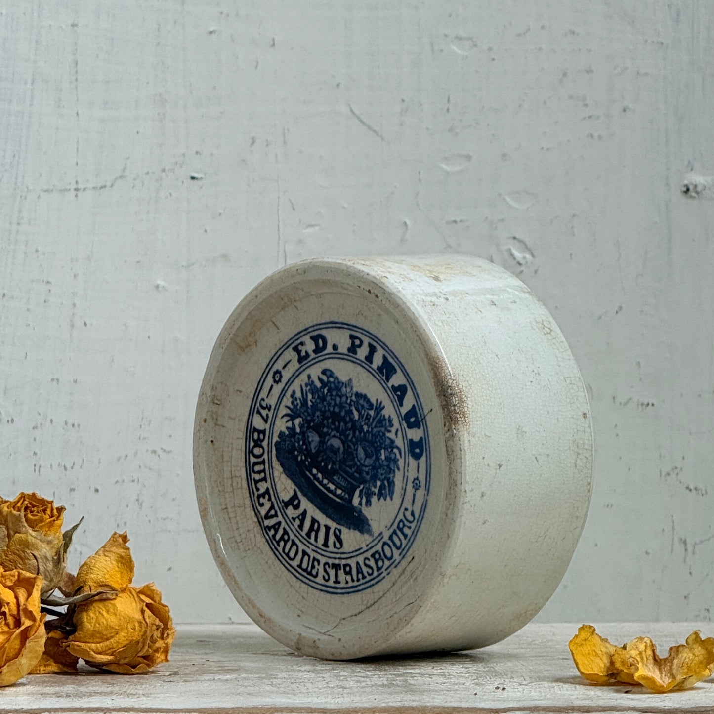 Epicerie Fine-Ironstone Riser