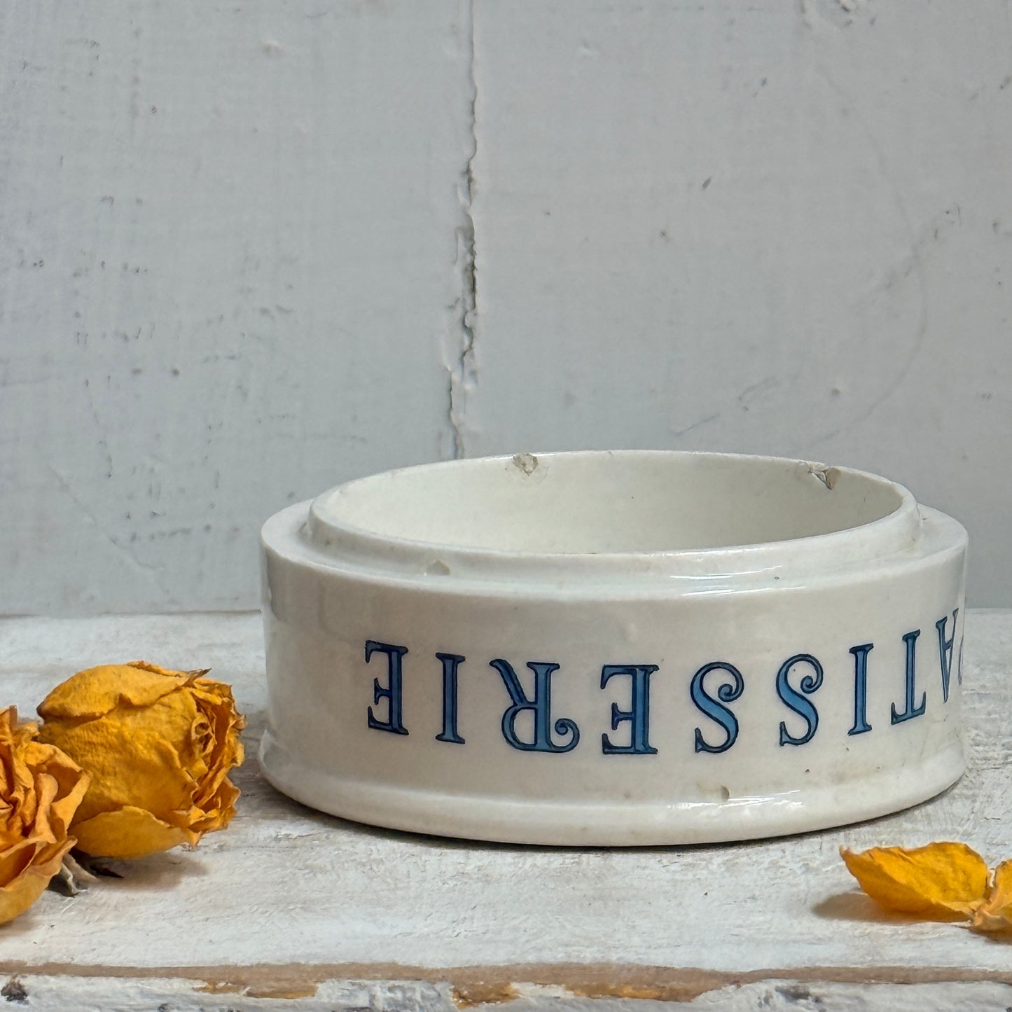 Patisserie-Ironstone Riser