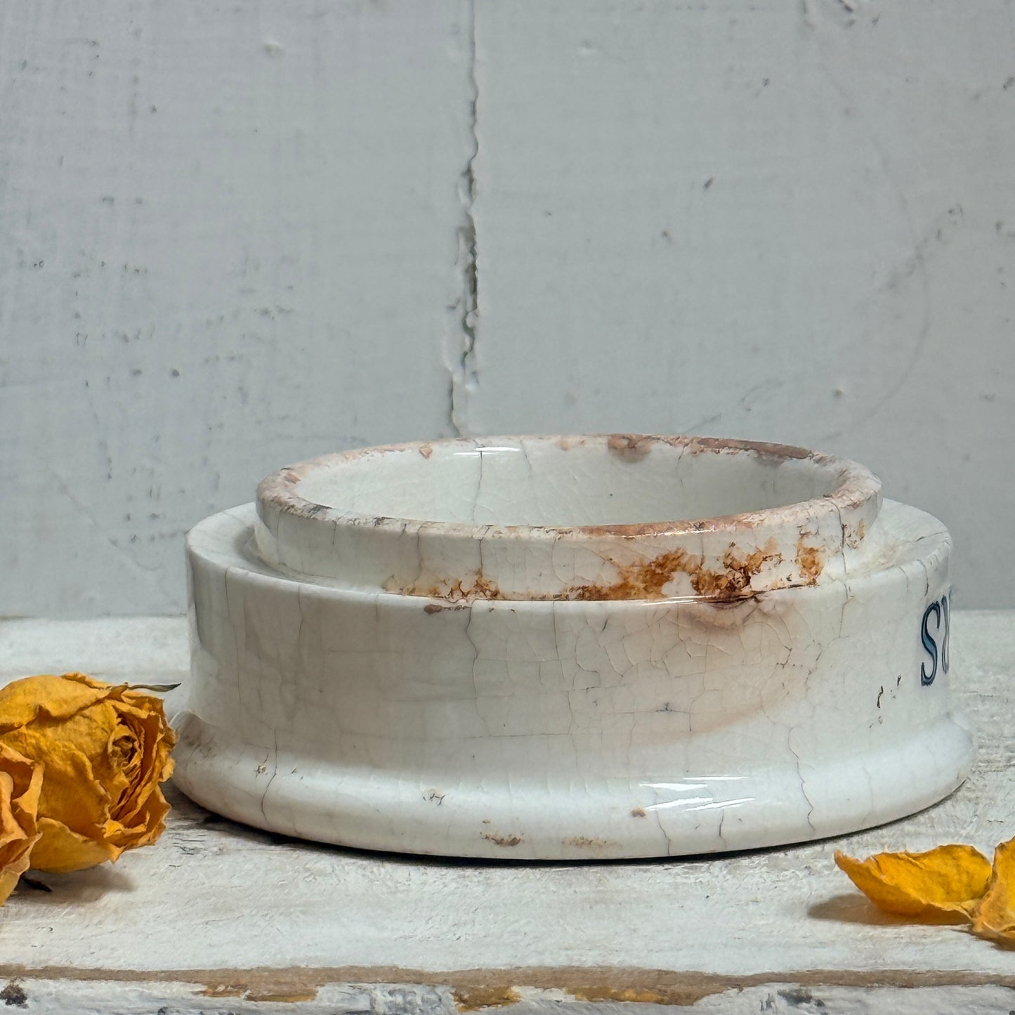 Petits Fours-Ironstone Riser