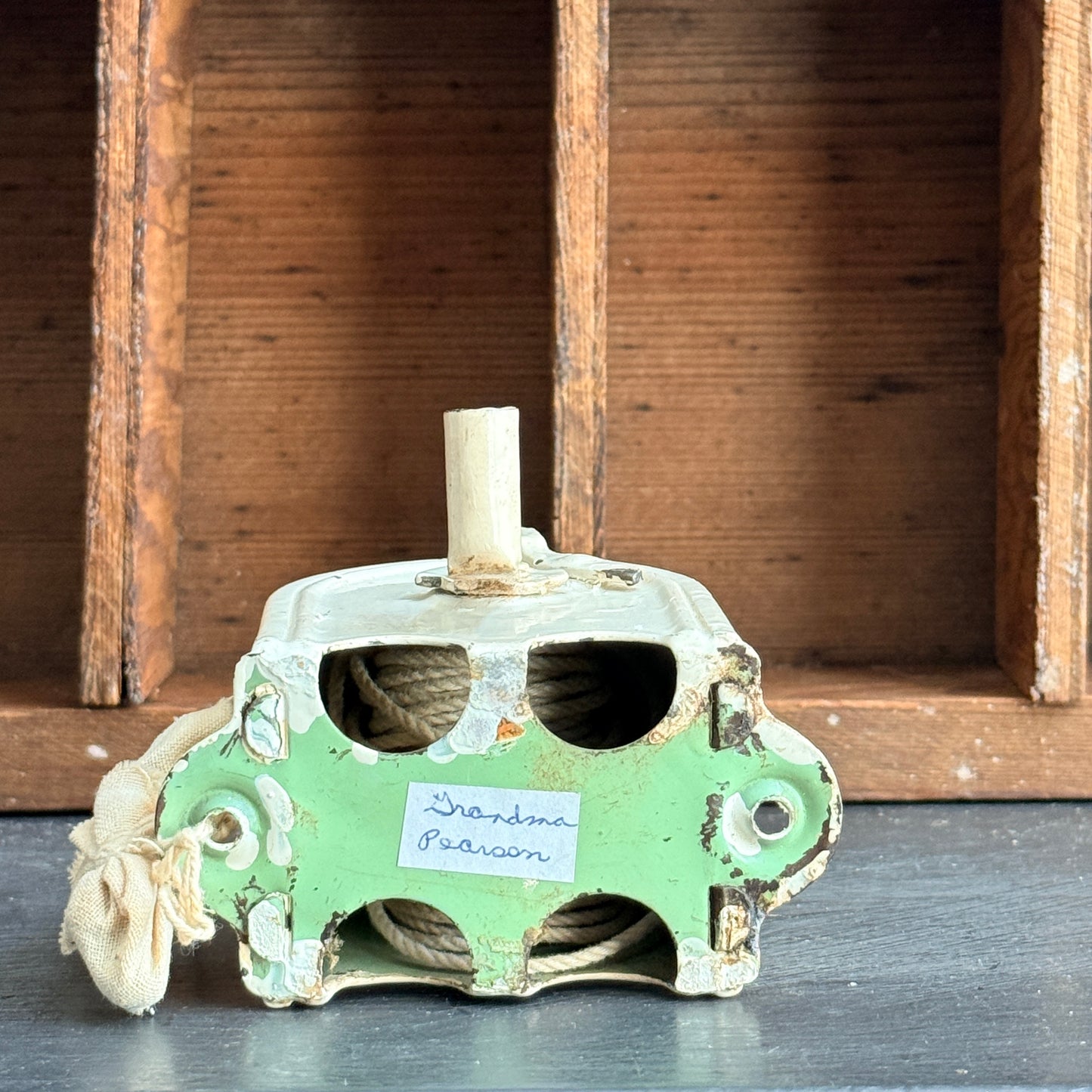 Vintage Clothesline Reel