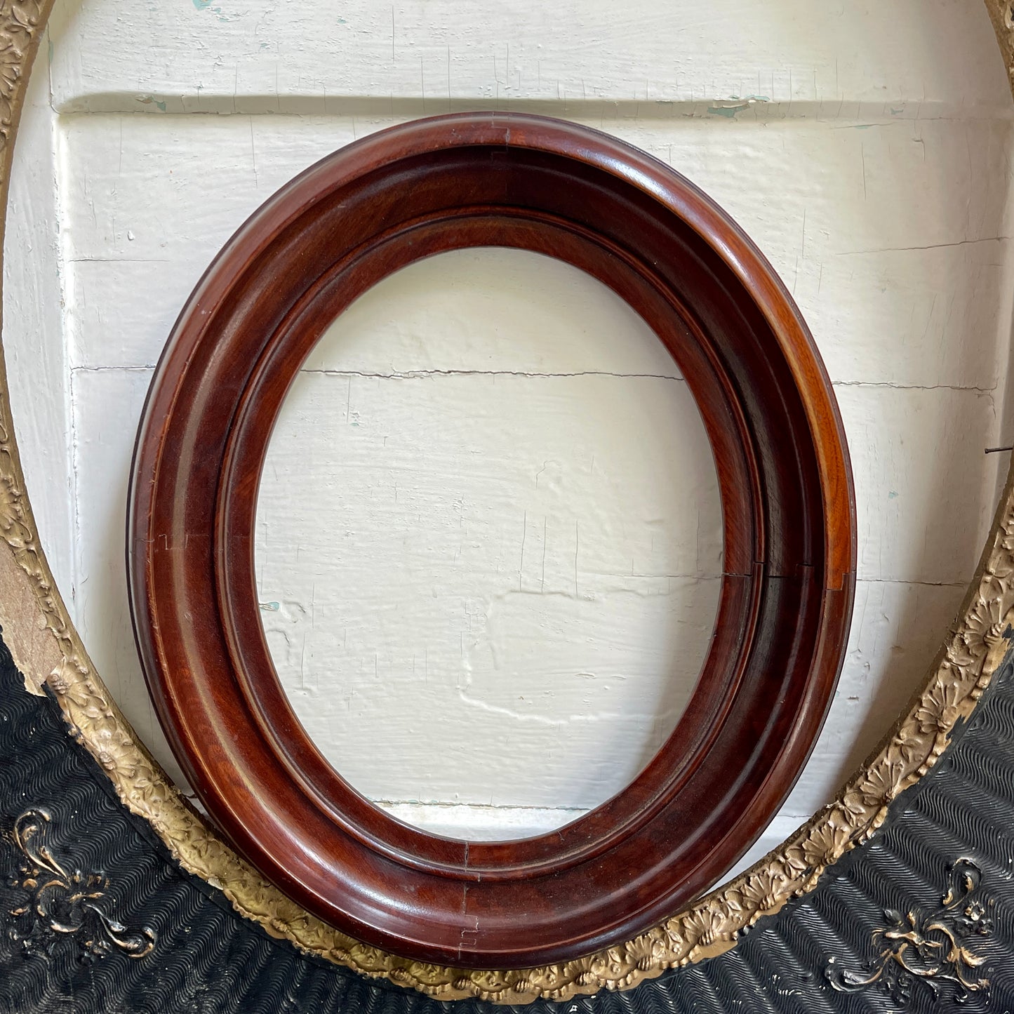 Antique Oval Photo Frame