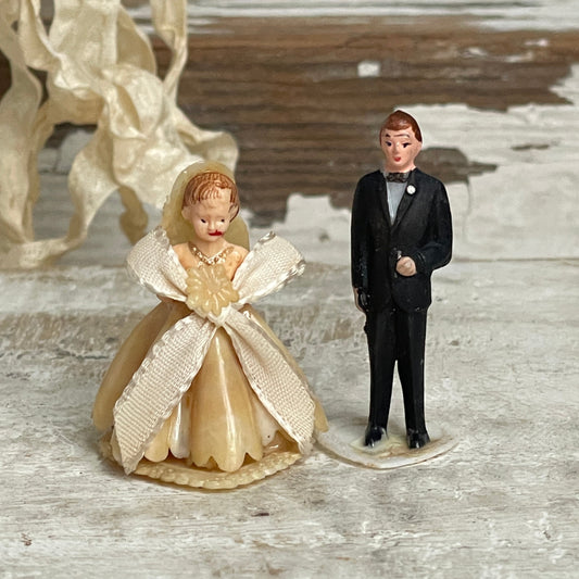 Mini Bride & Groom Wedding Topper *Reserved for Wendy*