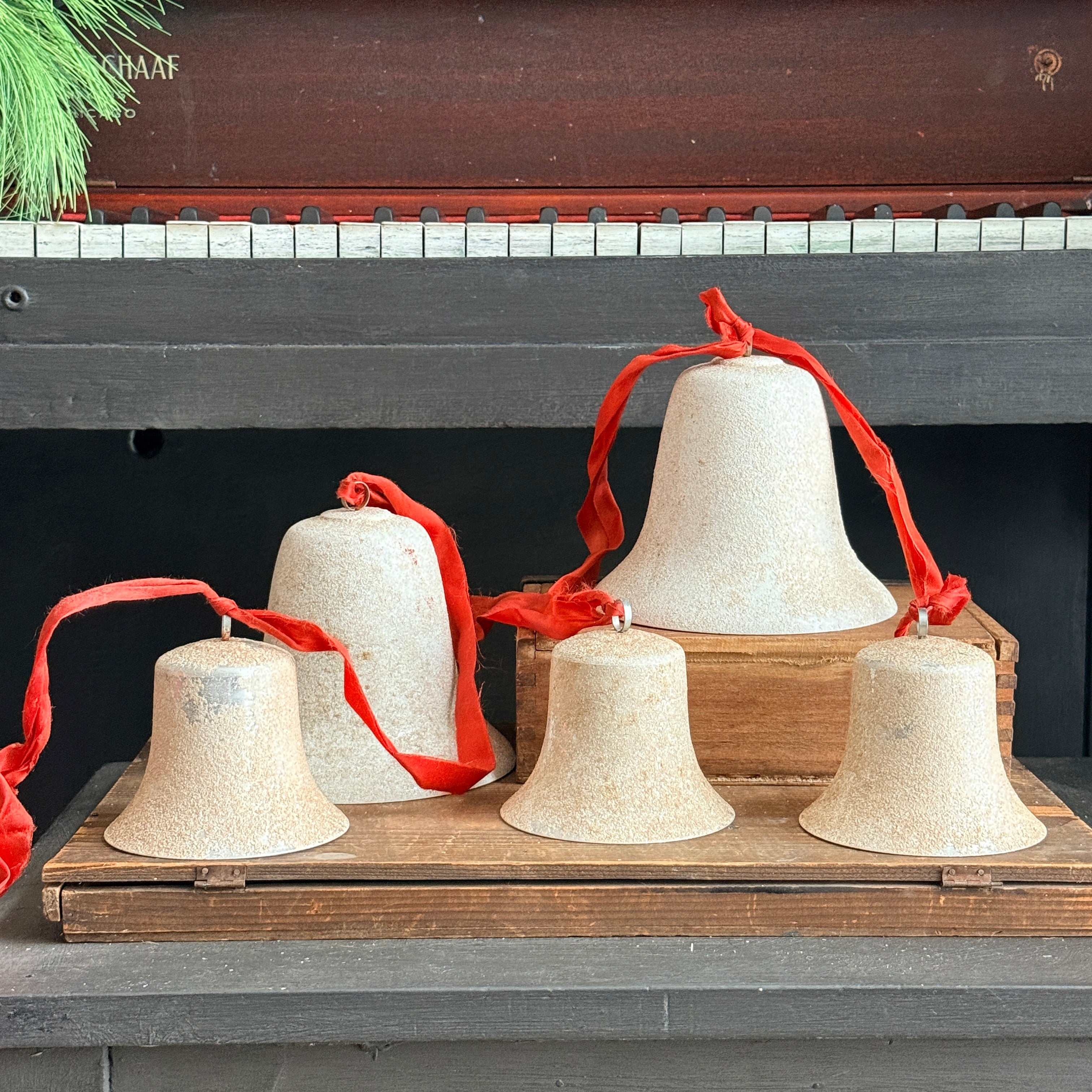 Vintage Bell Garland – Fairy Dust and Rust