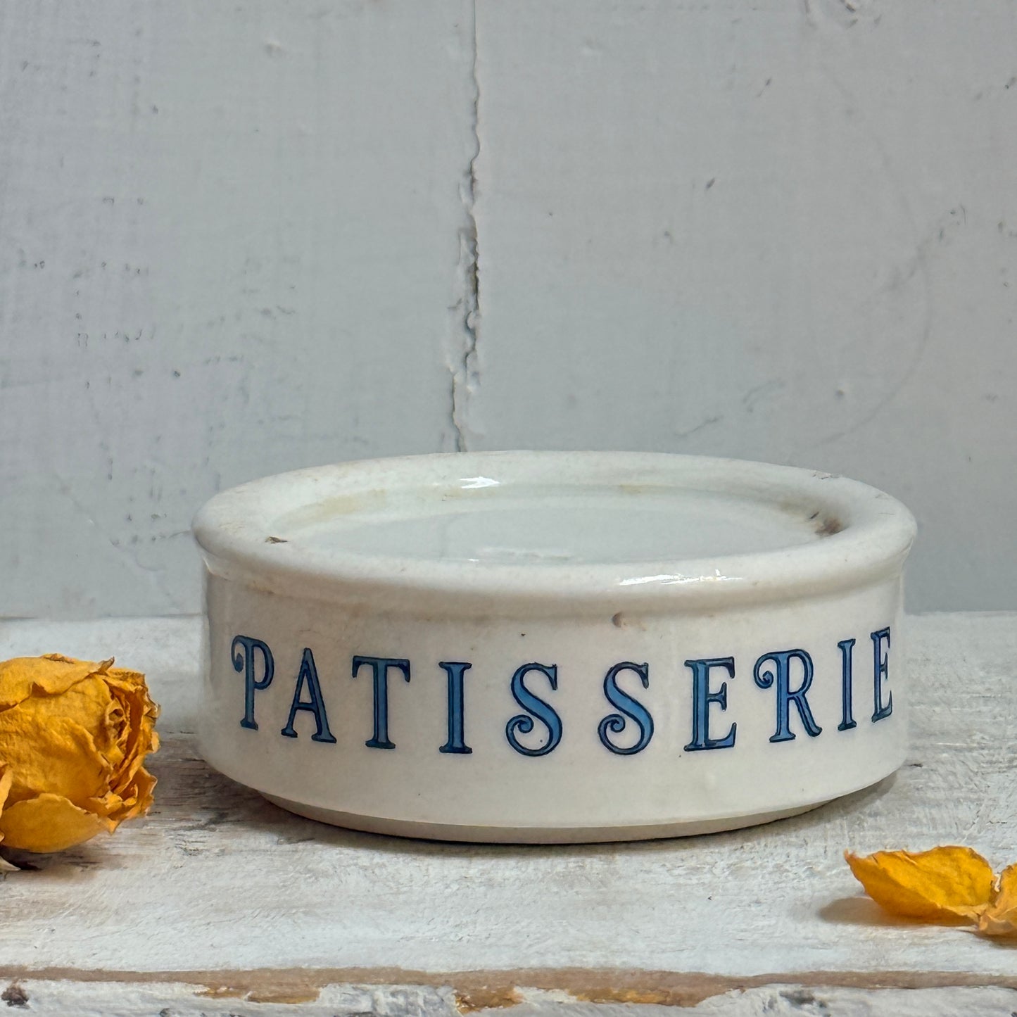 Patisserie-Ironstone Riser