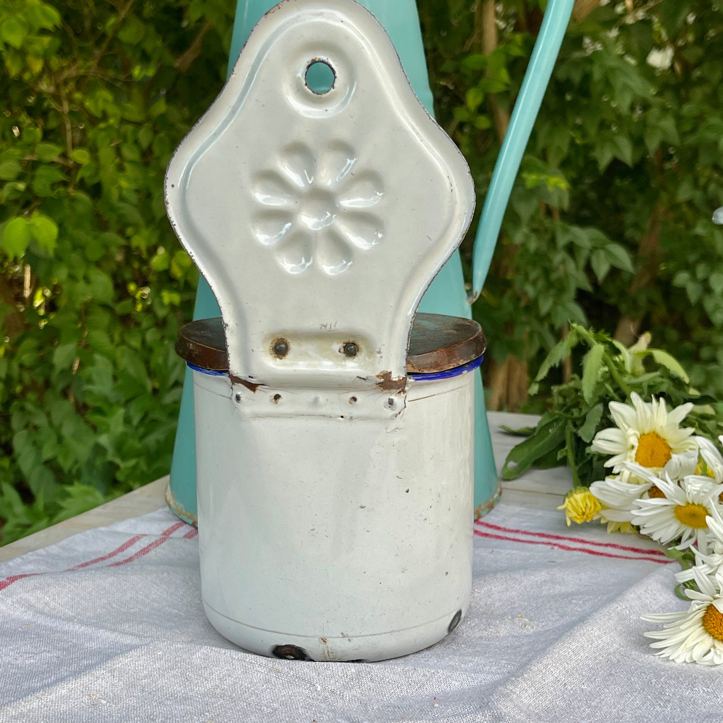 Farine Enamelware Wall Box